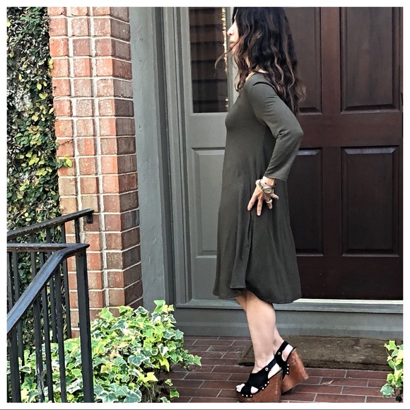 Olive green side pocket 3/4 sleeves swing dress - Picture 5 of 8